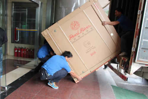 满城钢琴贵重工艺品无忧运